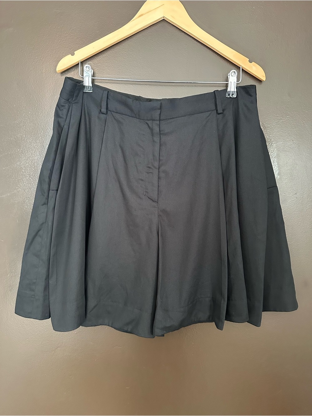 COS Pleated Modern Tailored Chic Skort Black NWT Size 14